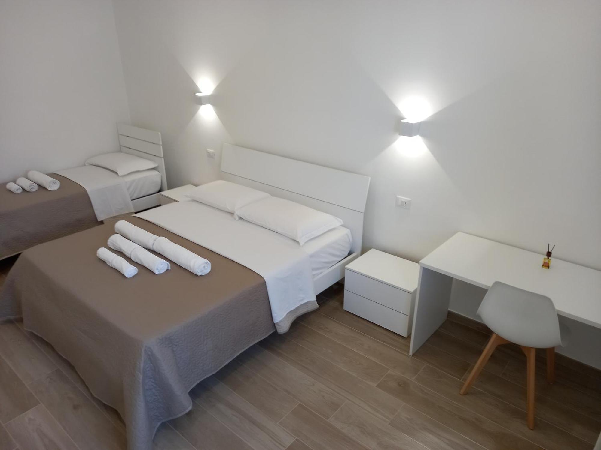 Amare Bed & Breakfast Rodi Garganico Rom bilde